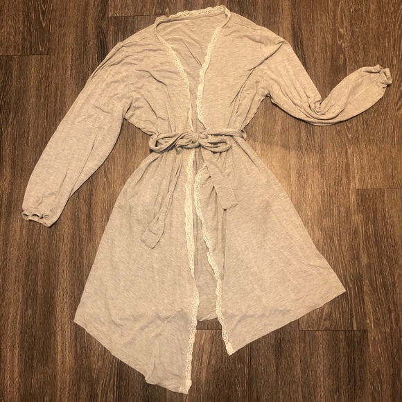 dip Other - Never worn grey robe with white lace trim